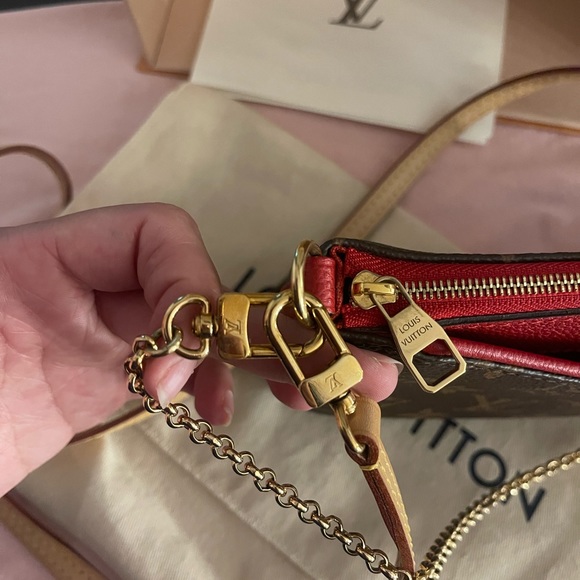 Louis Vuitton Pallas Clutch - Picture 7 of 8